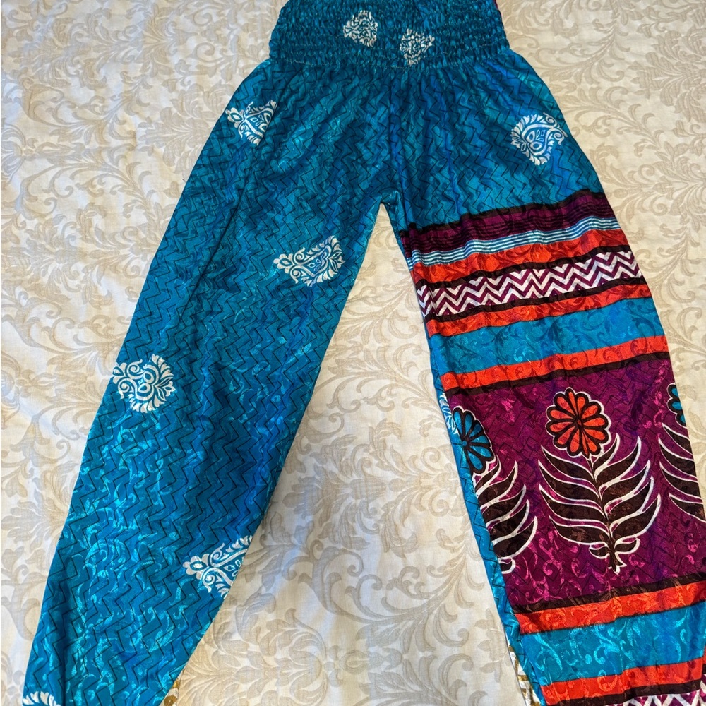 NWT Colorful Patterned Pants One Size - Picture 2 of 5